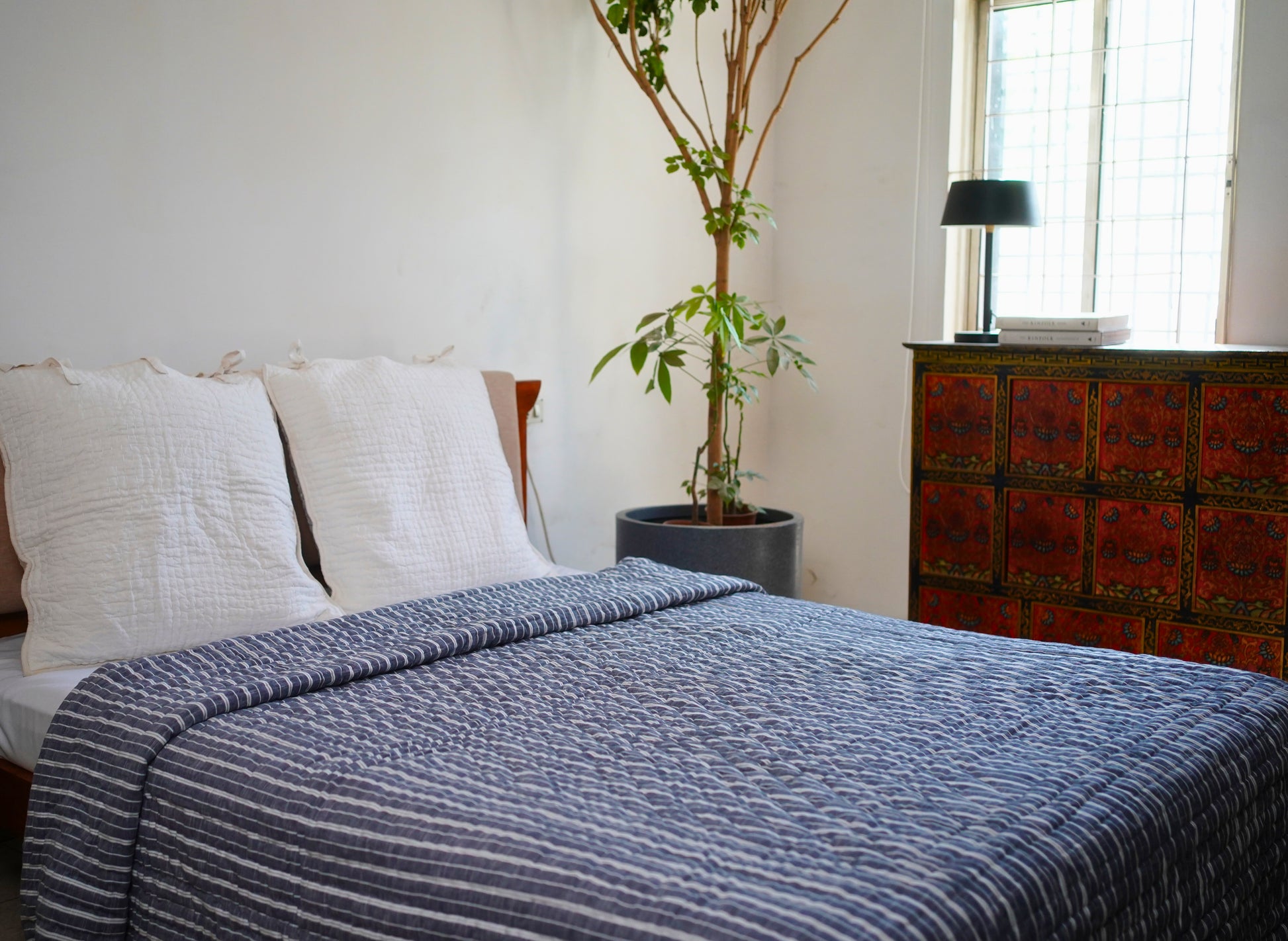 SERI GREY QUILT - GREY