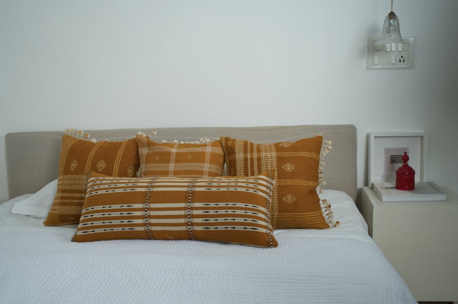 REVA HANDWOVEN LUMBAR - CARAMEL