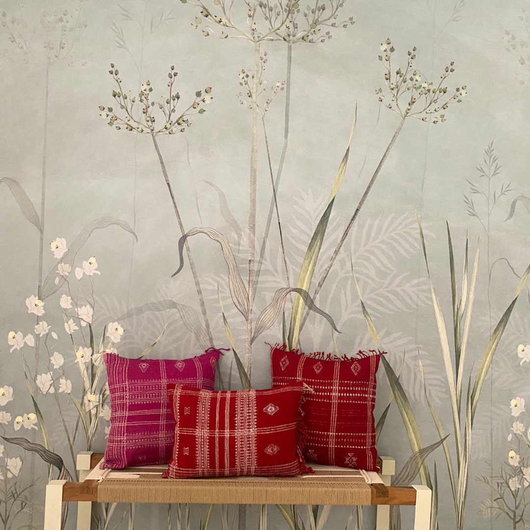 POINSETTIA CUSHION - RED