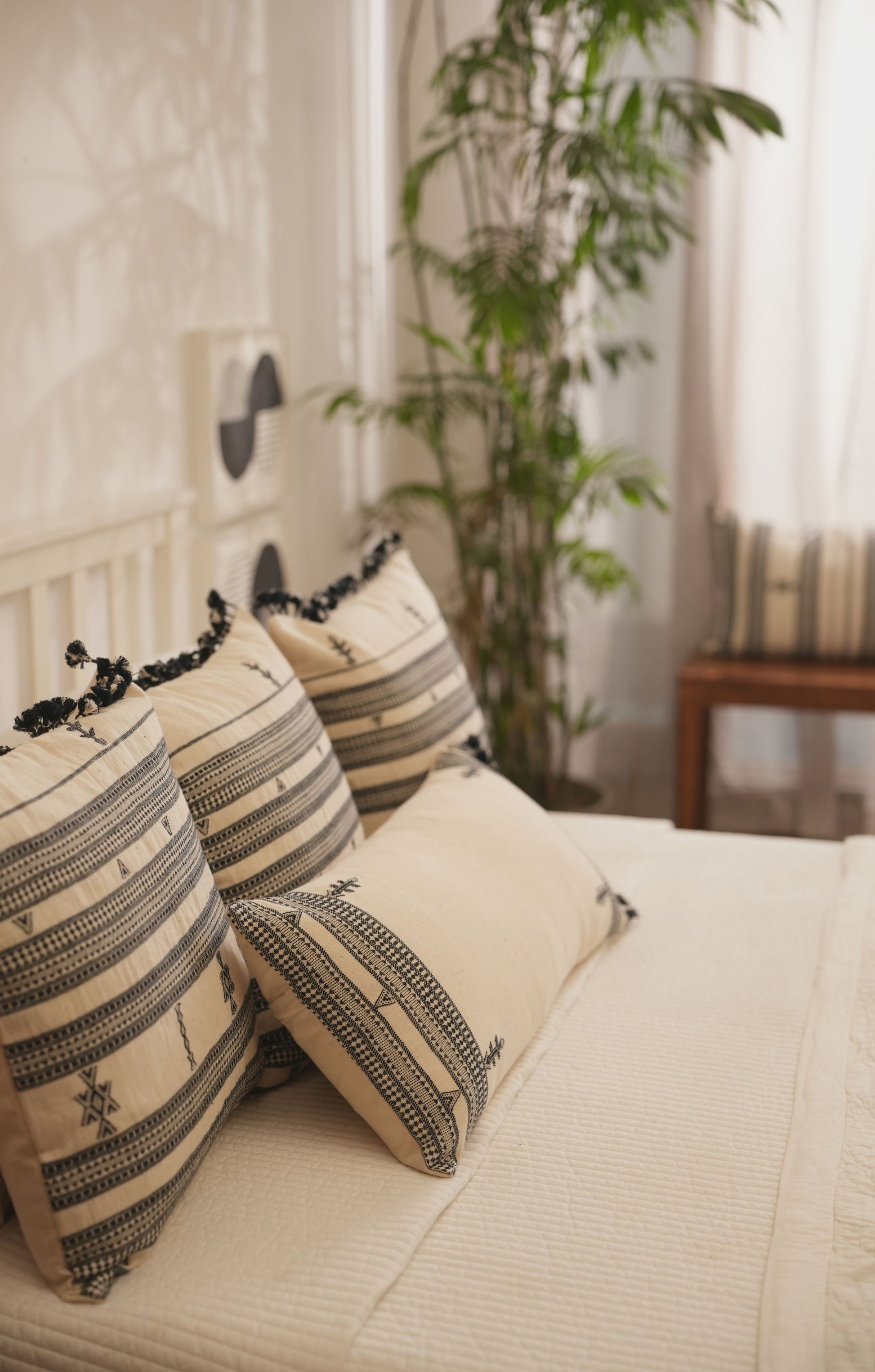 NOOL HANDWOVEN LUMBAR - IVORY AND BLACK