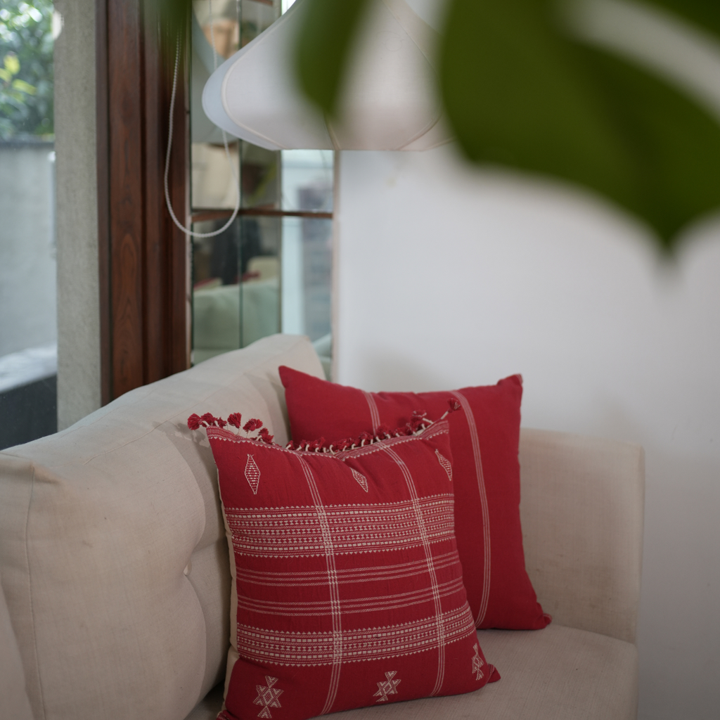 TAMA HANDWOVEN CUSHION - RED