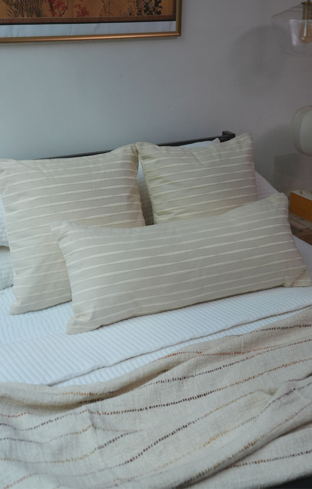 LUNAR SPINDLE CUSHION - IVORY