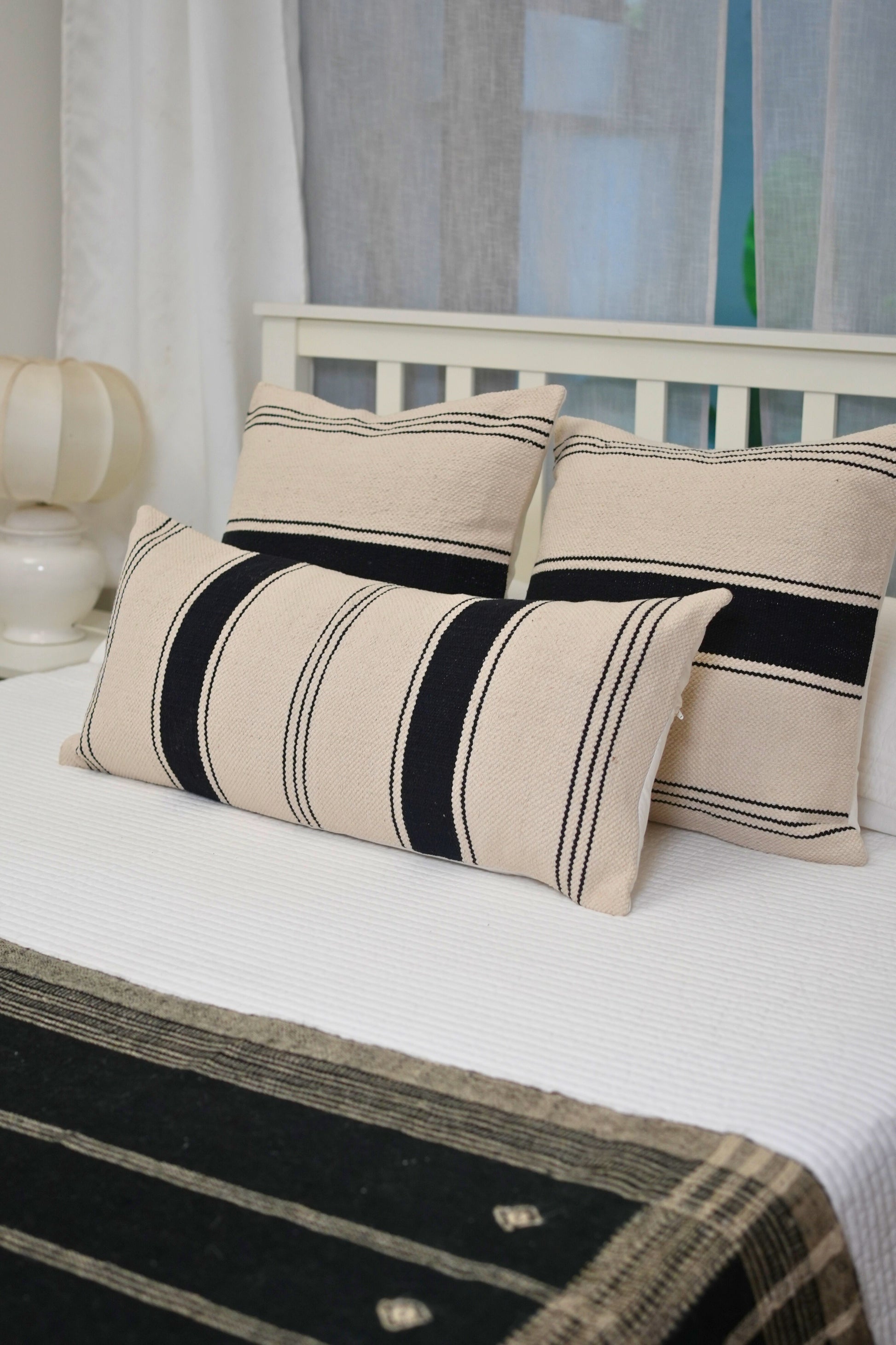 SIRA HANDWOVEN CUSHION - MONOCHROME