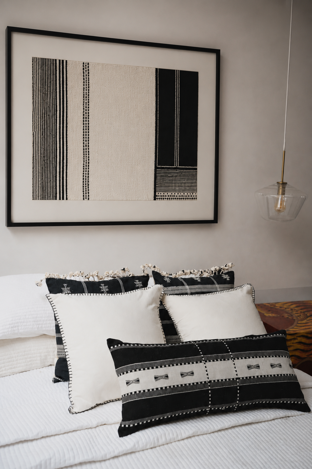 ALP HANDWOVEN LUMBAR - MONOCHROME