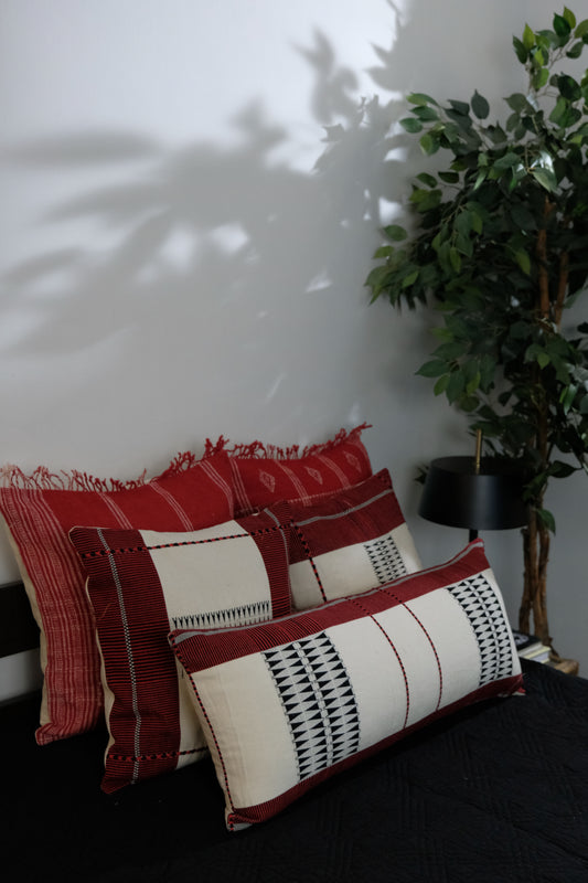 ROJA HANDWOVEN PILLOW - RED AND BLACK