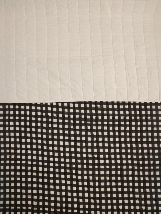 GINGHAM REVERSIBLE QUILT SET - MONOCHORME