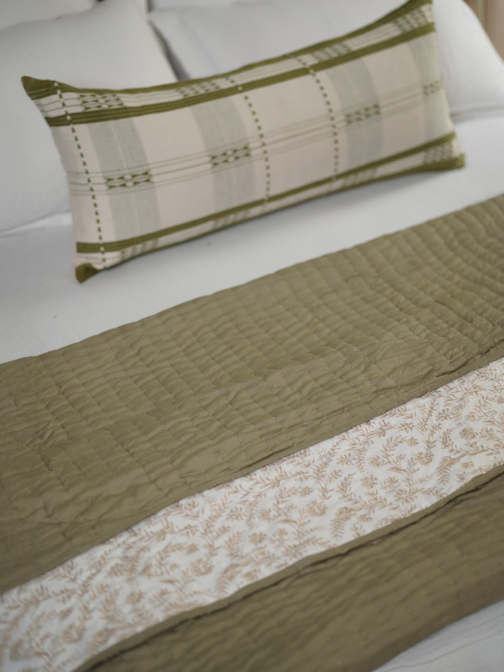 CITRON HANDWOVEN PILLOW - LIME GREEN