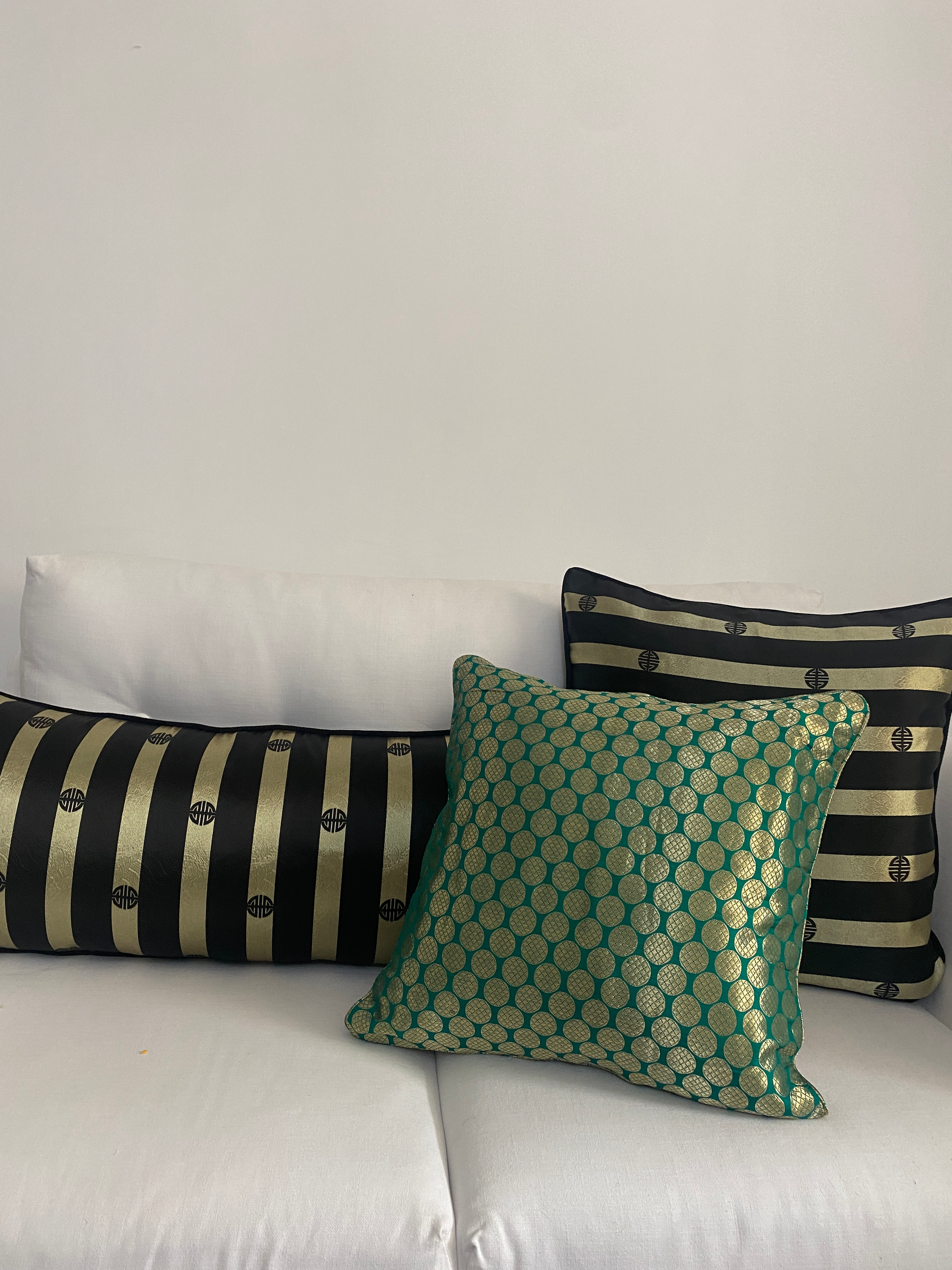 SAMSARA SILK CUSHION -JADE GREEN