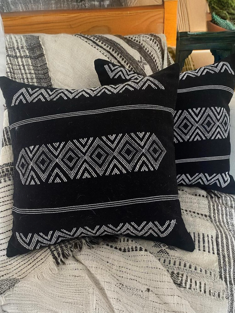 ESTHER CUSHION - BLACK
