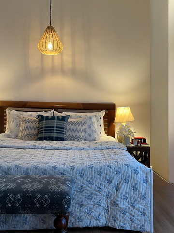 HIMAL REVERSIBLE QUILT - SKY BLUE