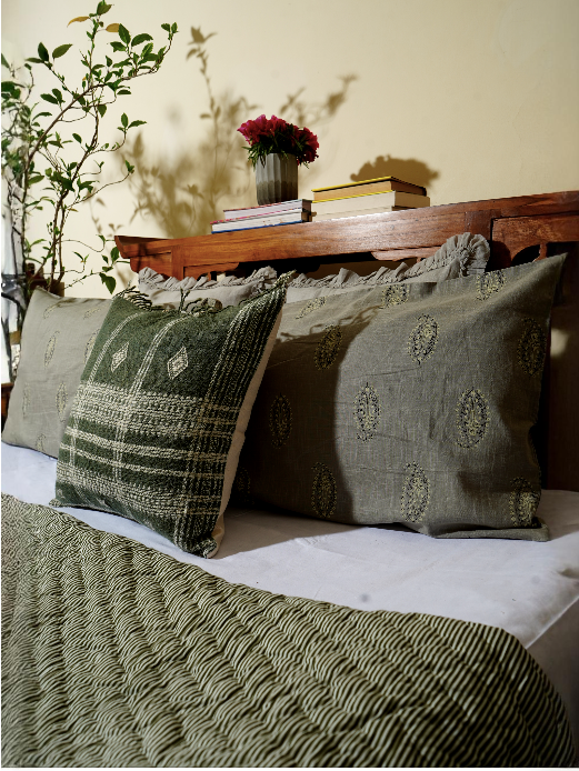 AMBI QUILT - SAGE  GREY GREEN