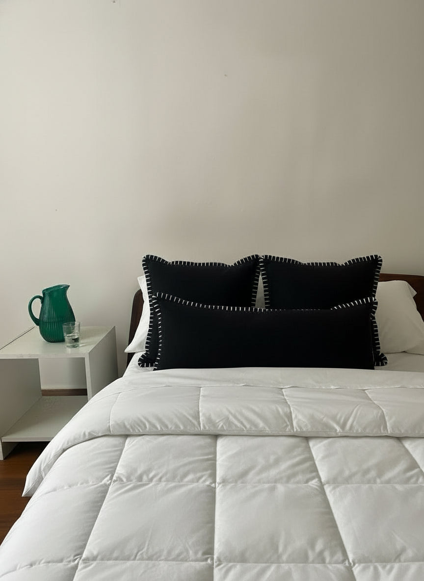 TIKA CUSHION - MONOCHROME