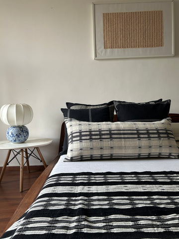 VAS HANDWOVEN LUMBAR - MONOCHROME