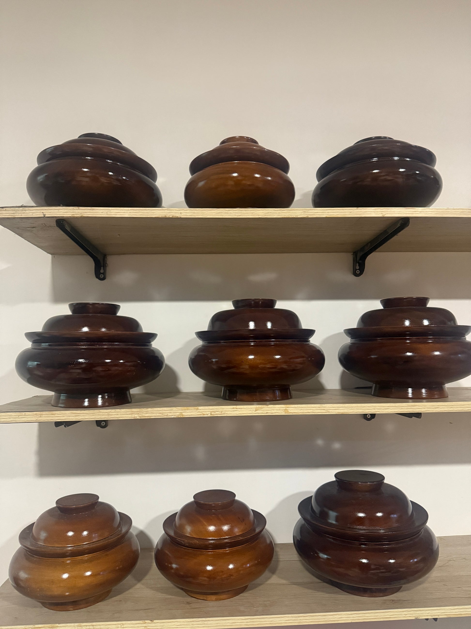 CHESTNUT CIPHOR - HIMALAYAN WOODEN DECORATIVE BOWL