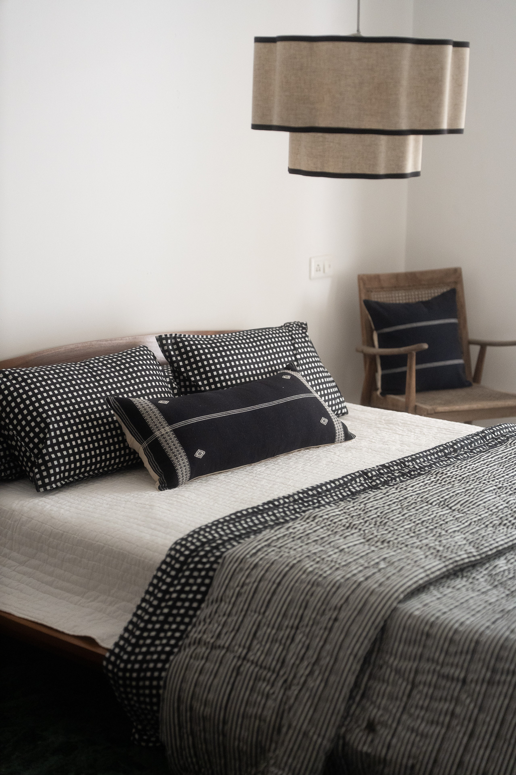 INK CHECK AND STRIPE REVERSIBLE QUILT SET - MONOCHROME
