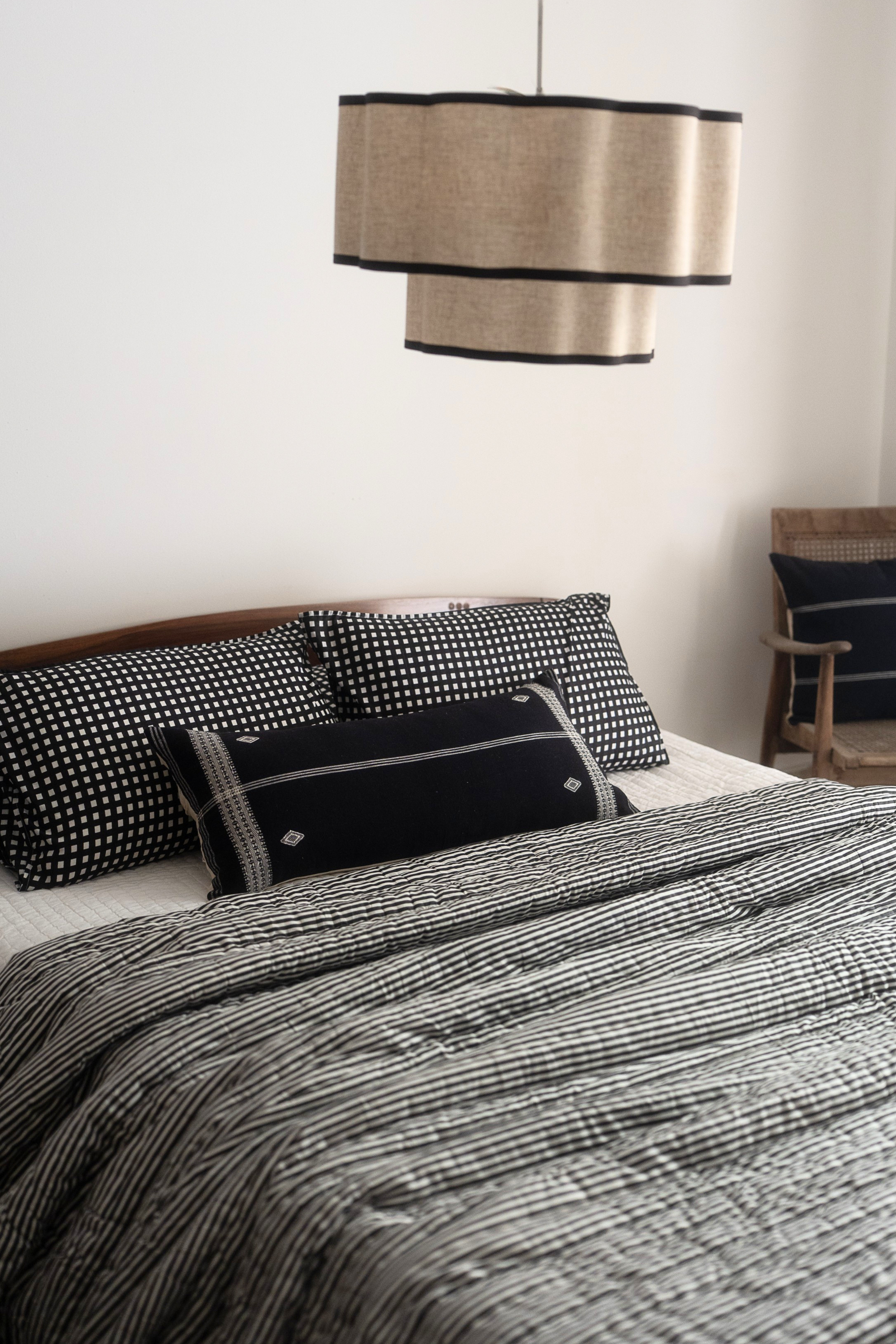 INK CHECK AND STRIPE REVERSIBLE QUILT SET - MONOCHROME