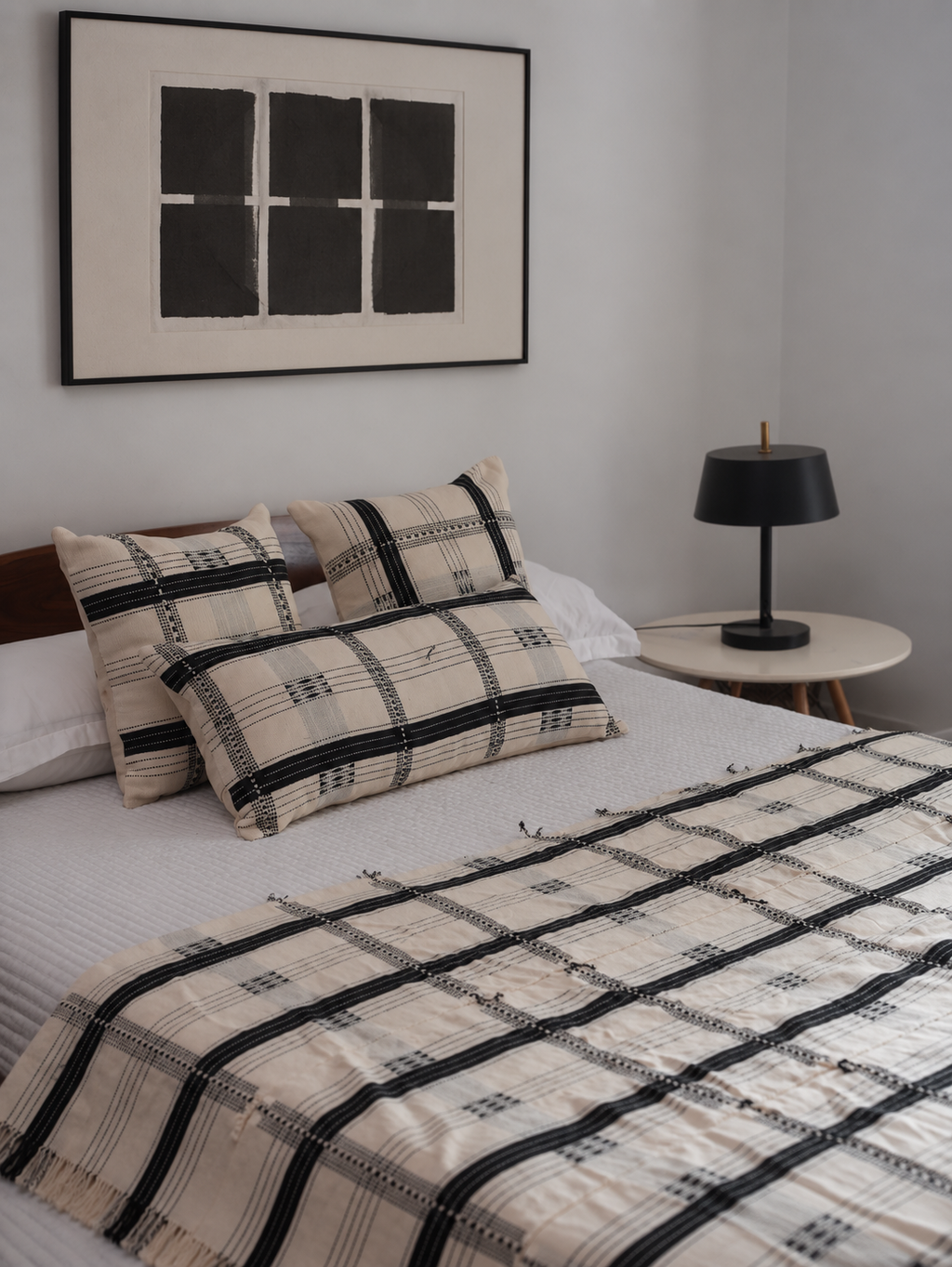 LATTICE HANDWOVEN THROW - MONOCHROME