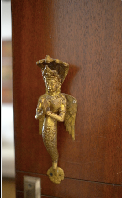 VAJRA DOOR HANDLES - BRASS
