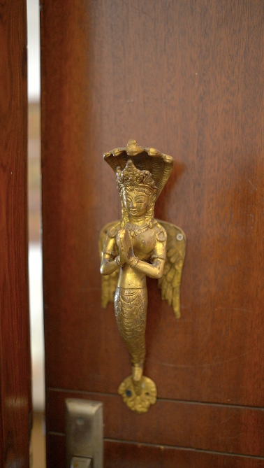 VAJRA DOOR HANDLES - BRASS