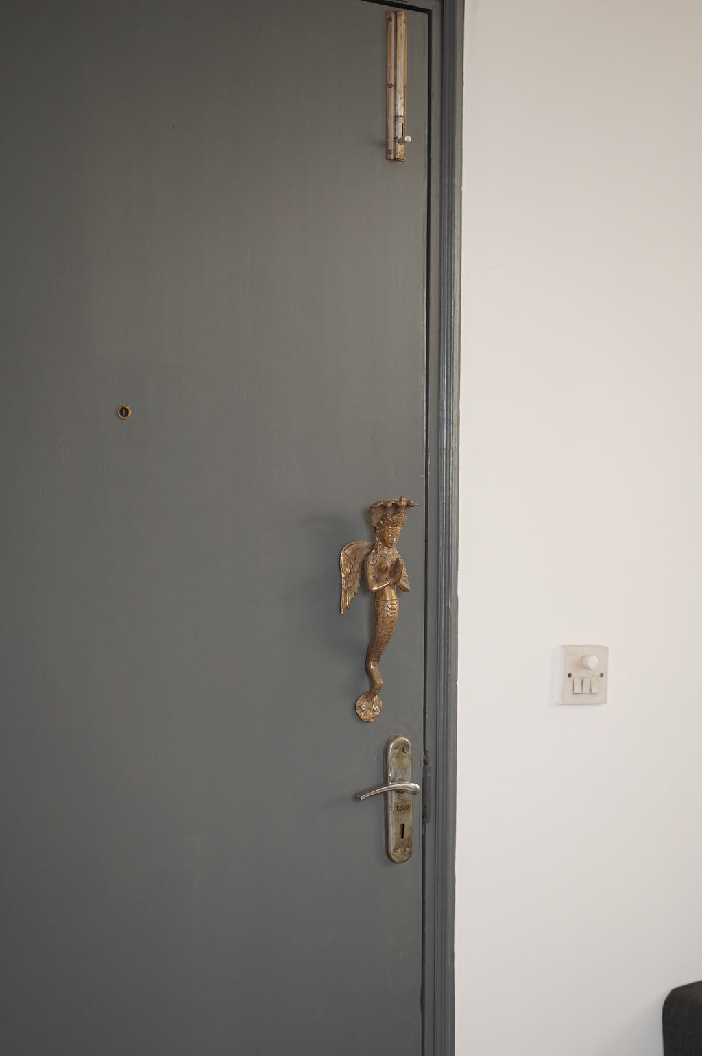 VAJRA DOOR HANDLES - BRASS