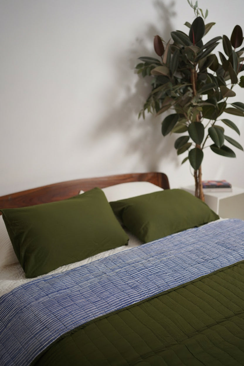 FERN REVERSIBLE QUILT SET - OLIVE GREEN WITH NAVY PINSTRIPES