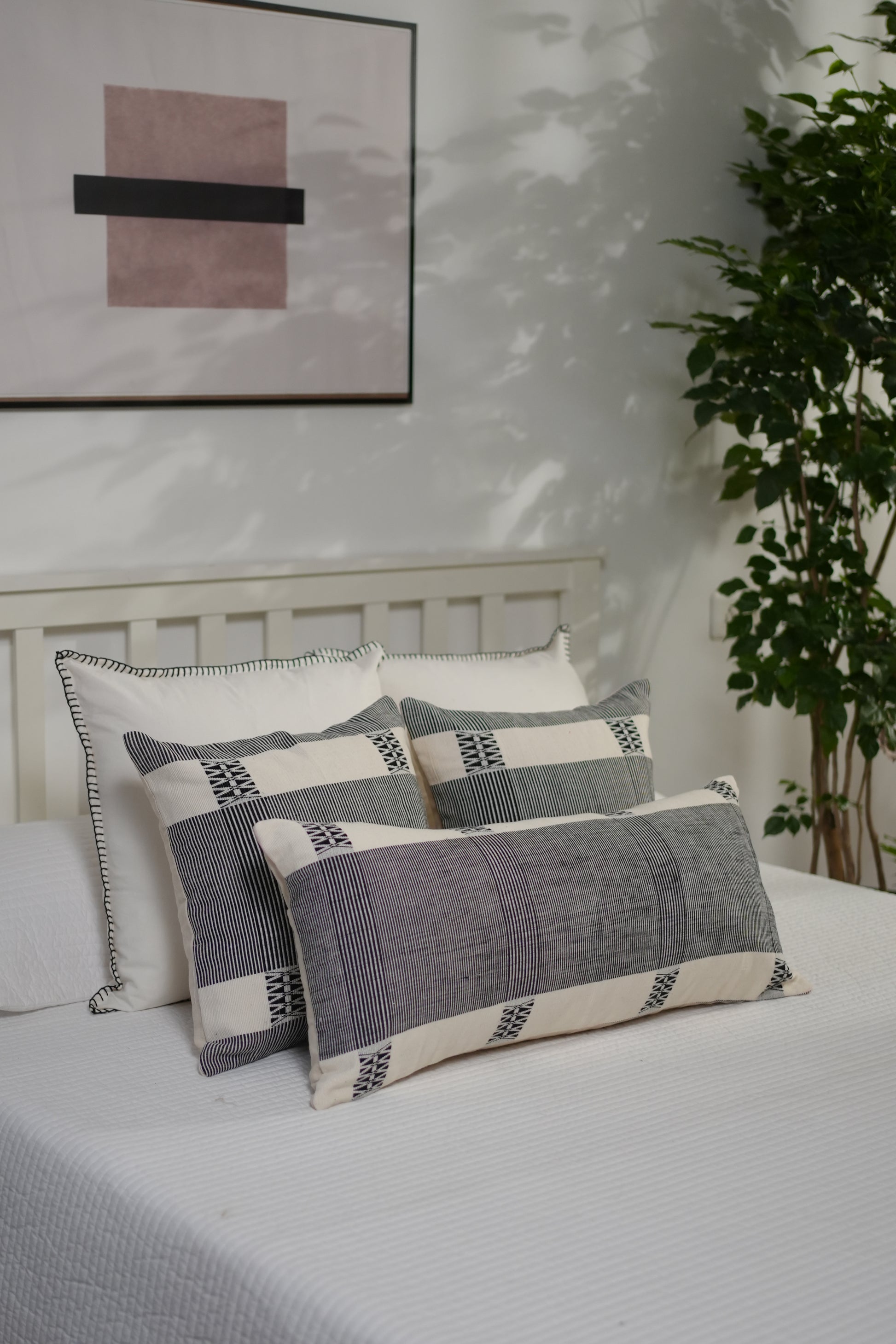 KASAI HANDWOVEN CUSHION - GREY AND BLACK