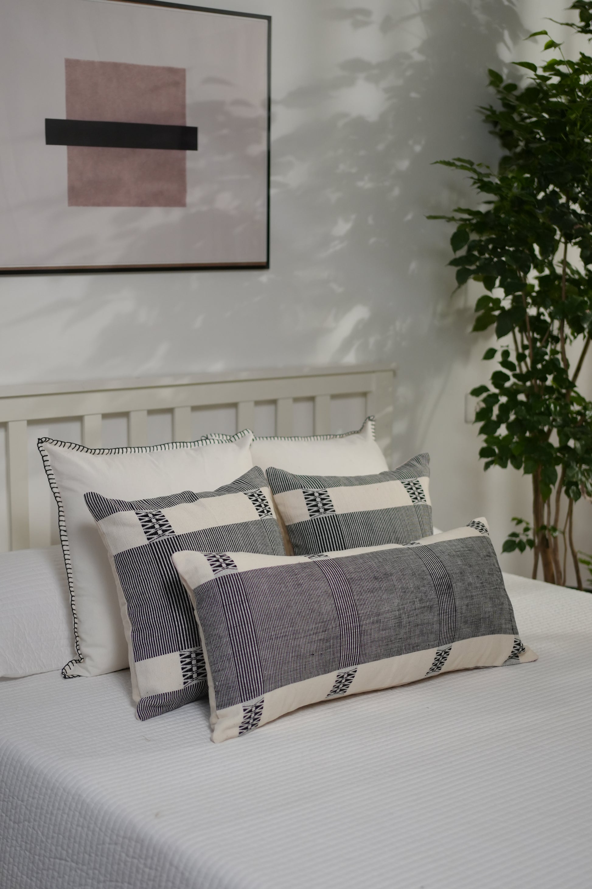 KASAI HANDWOVEN CUSHION - GREY AND BLACK