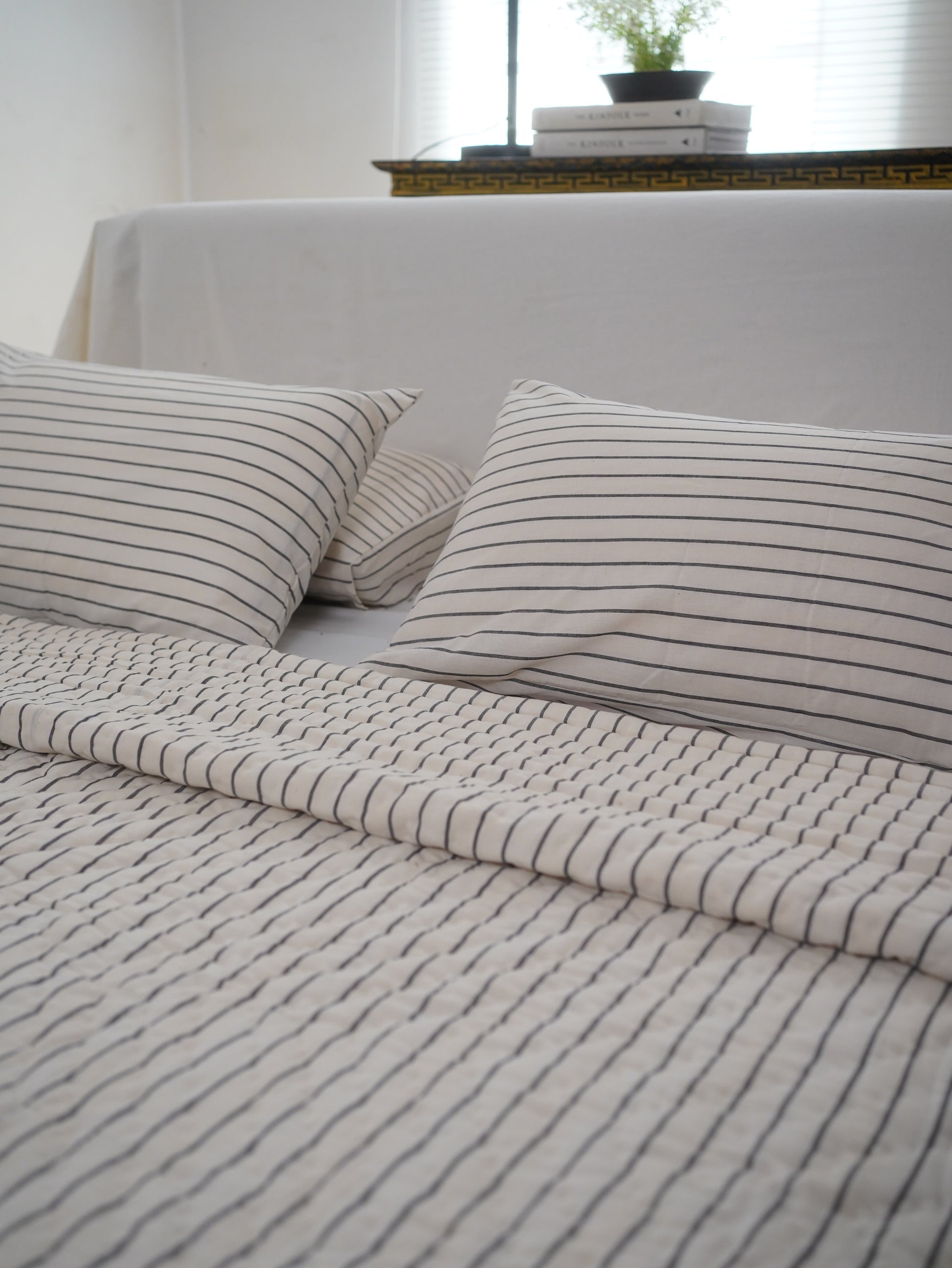 STRIA QUILT SET - STRIPES