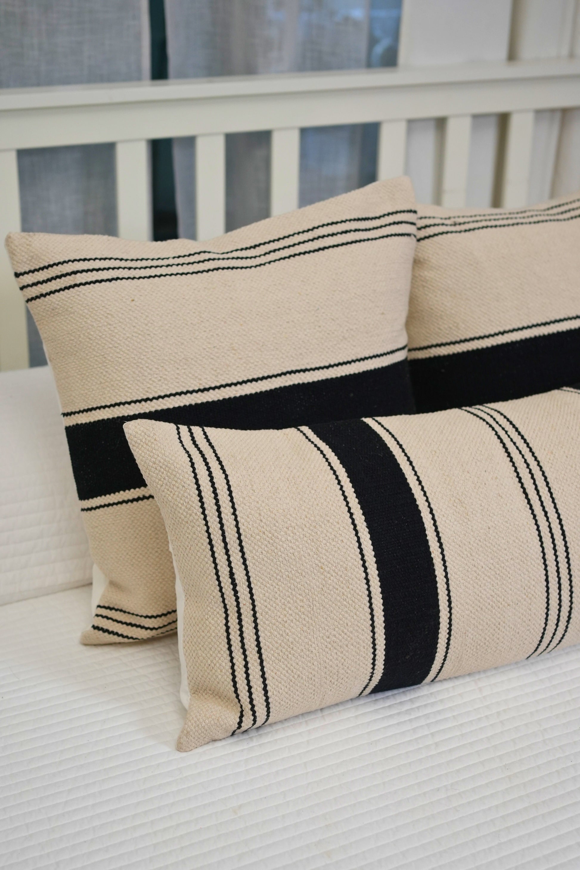 SIRA HANDWOVEN CUSHION - MONOCHROME